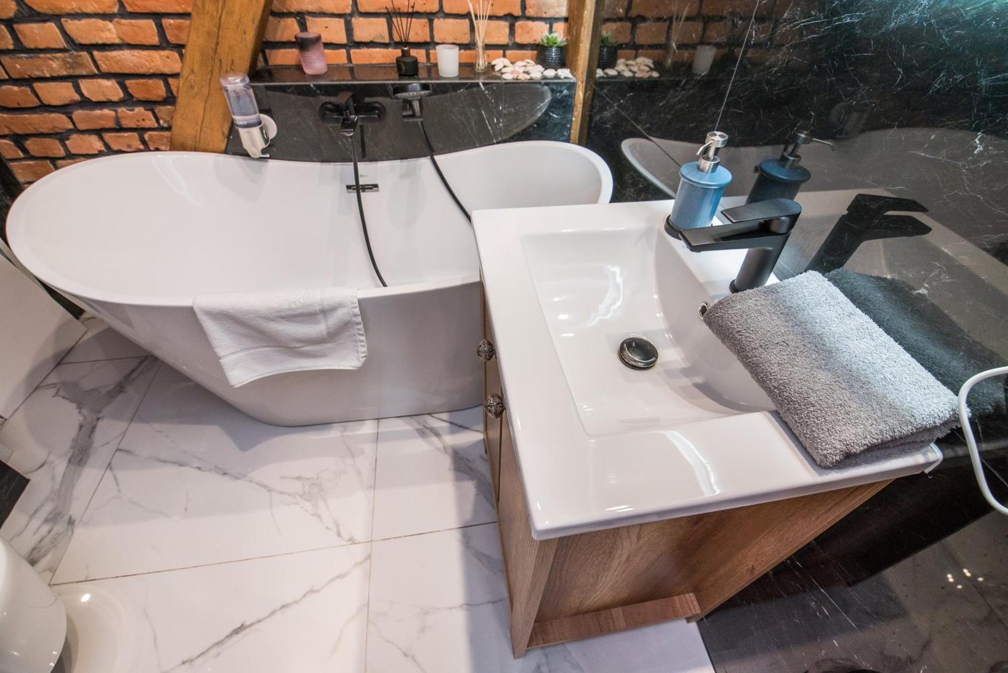 Przytulny Apartament Z Wieza Gliwice Kültér fotó